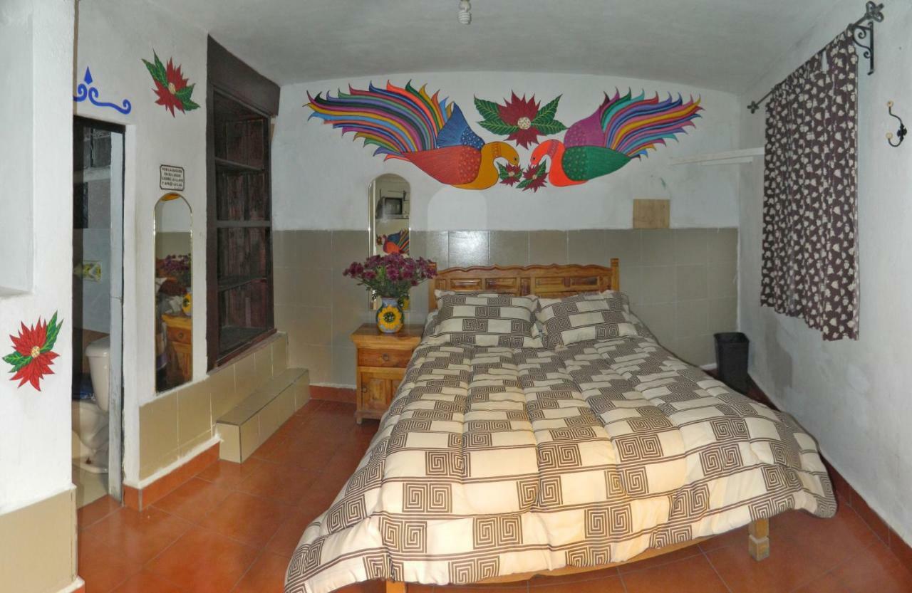 Posada Joan Sebastian Taxco de Alarcon Exterior photo