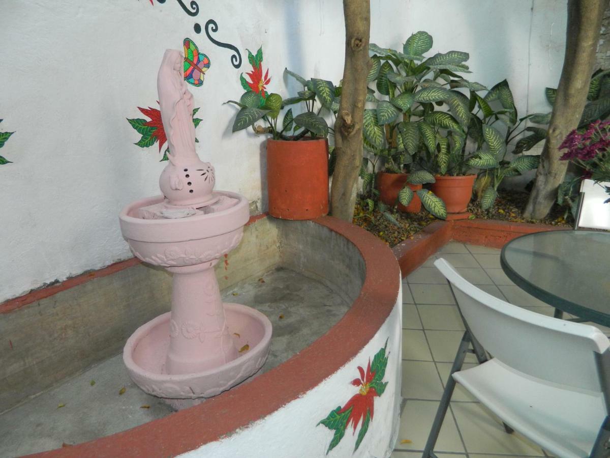 Posada Joan Sebastian Taxco de Alarcon Exterior photo