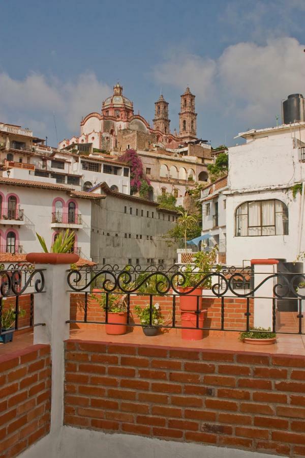 Posada Joan Sebastian Taxco de Alarcon Exterior photo