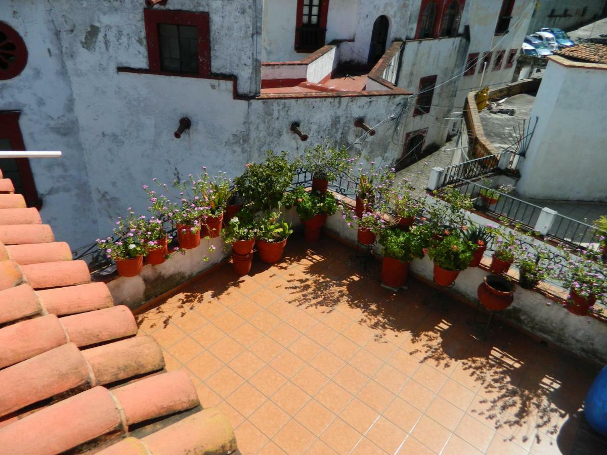 Posada Joan Sebastian Taxco de Alarcon Exterior photo